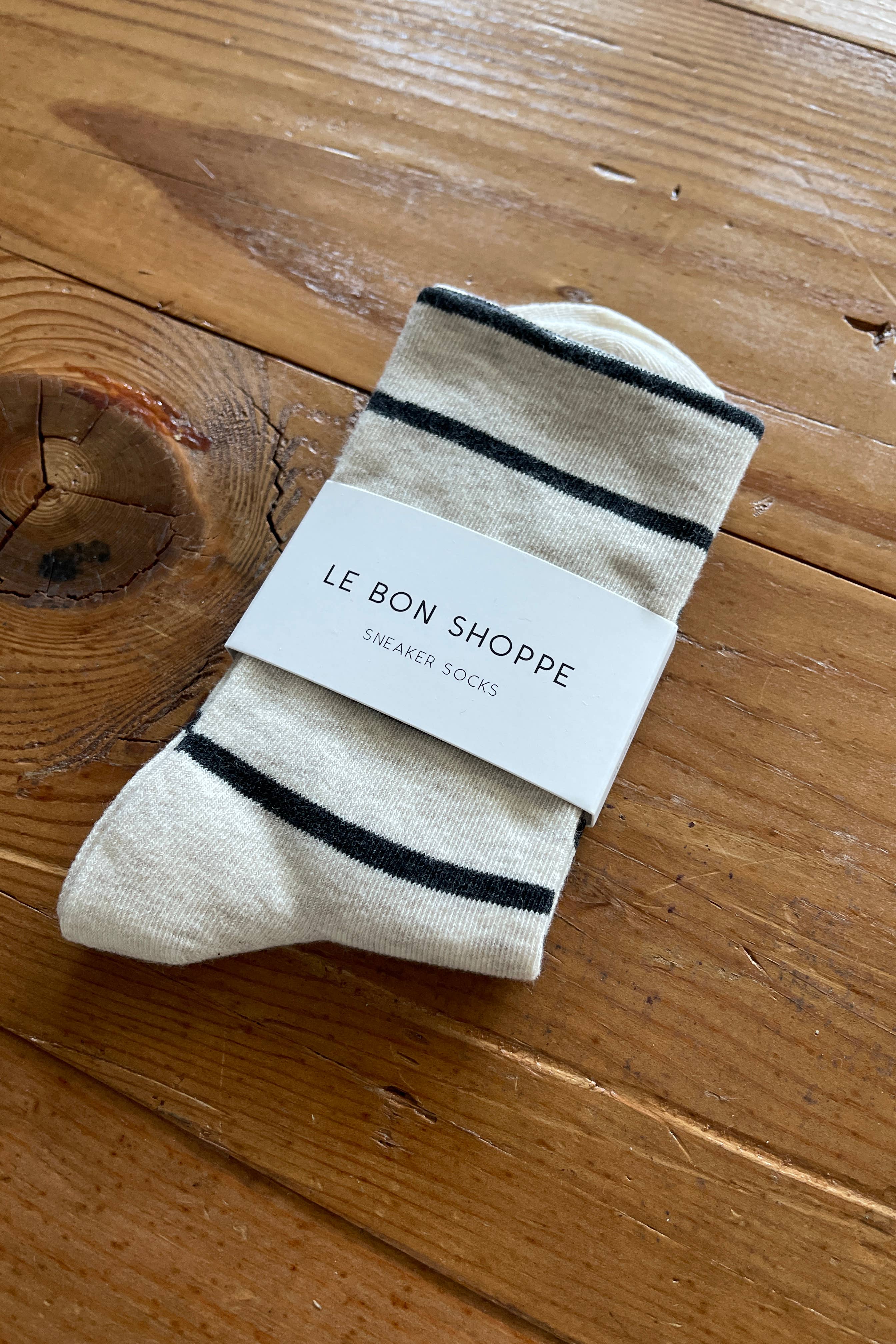 Wally Socks: Wide/Grey Stripe