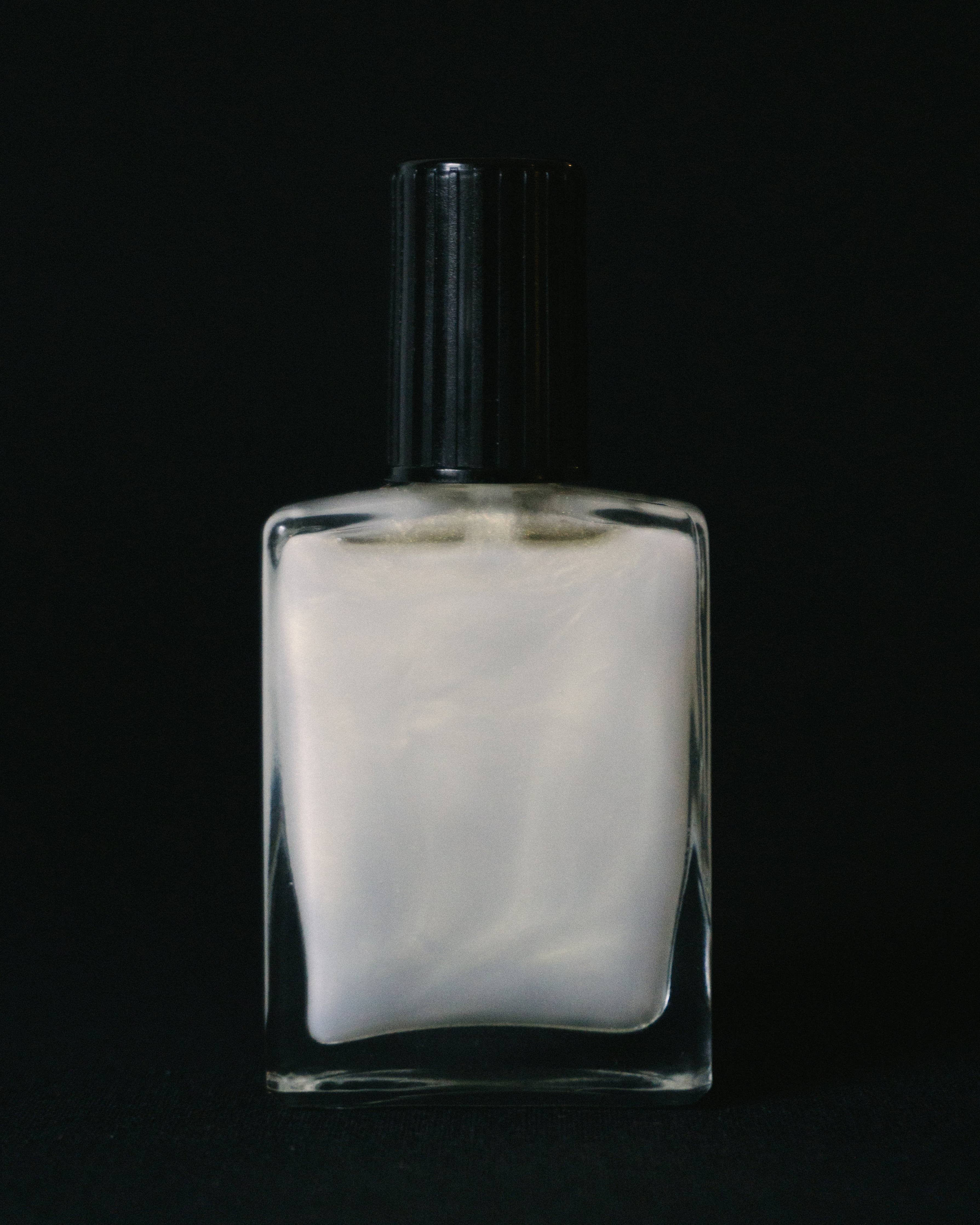 Akoya Transparent Shade Golden Sheen Nail Polish