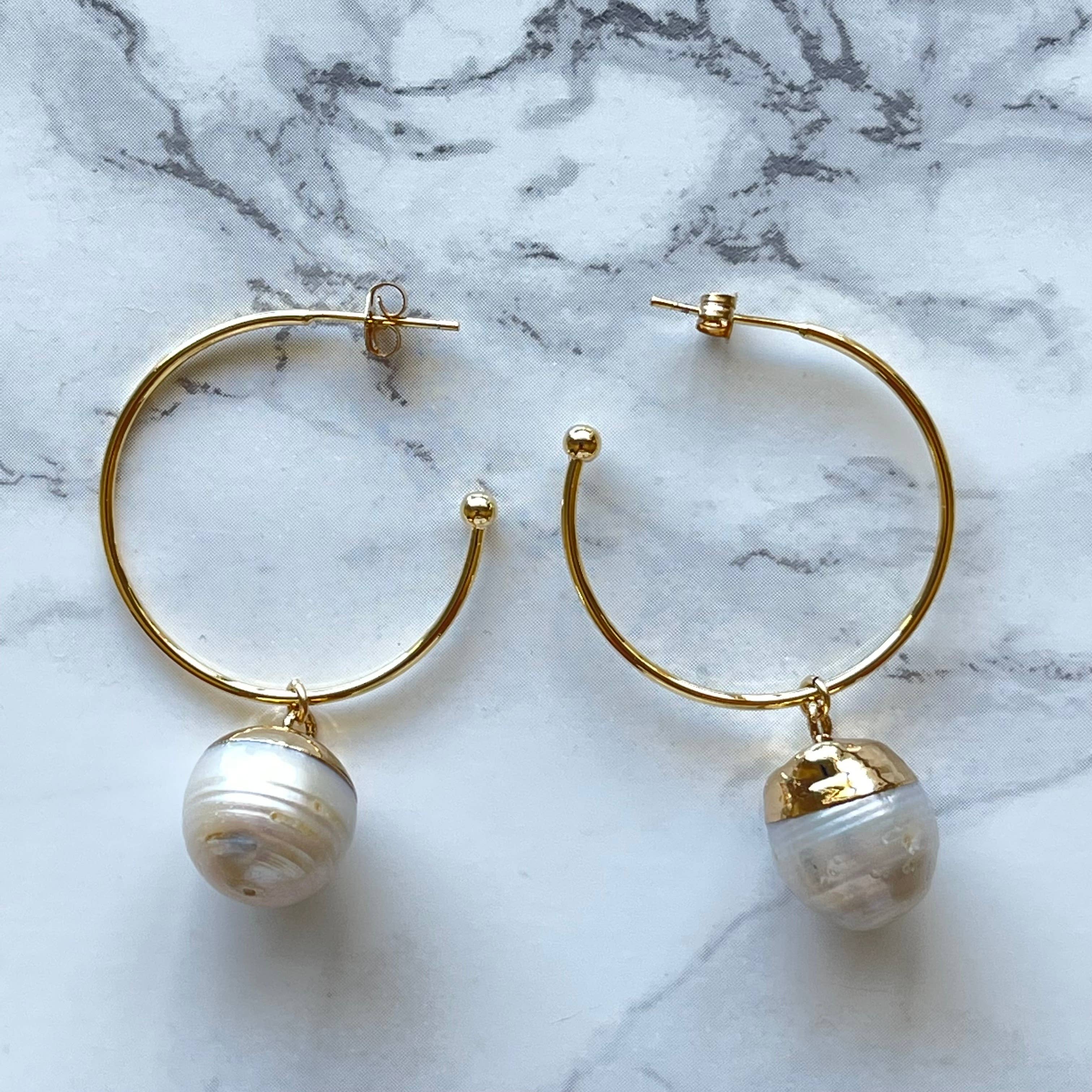 Agnola Earrings: White Pearl