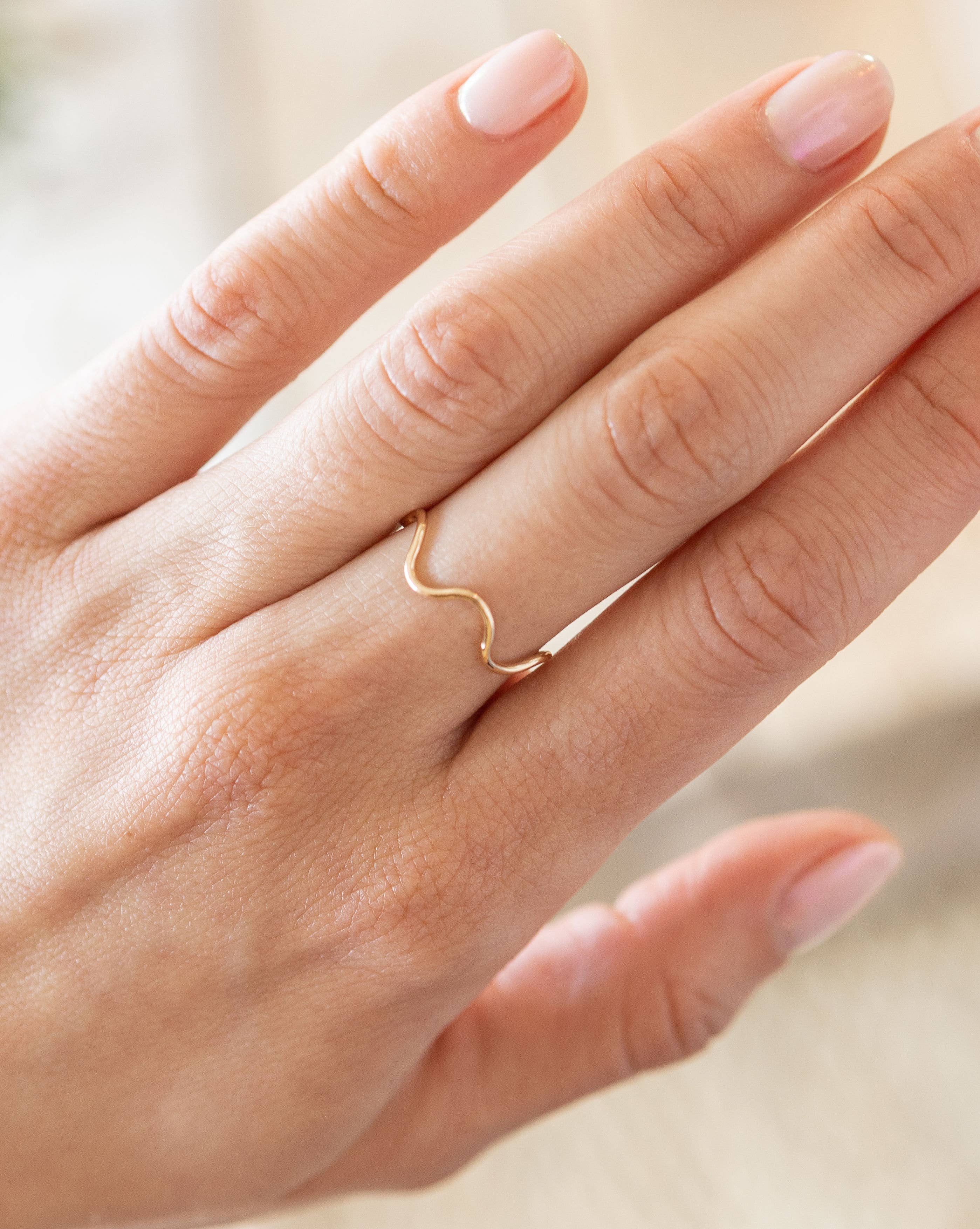 Gold Wiggle Ring in 14K Gold Filled - Size 7