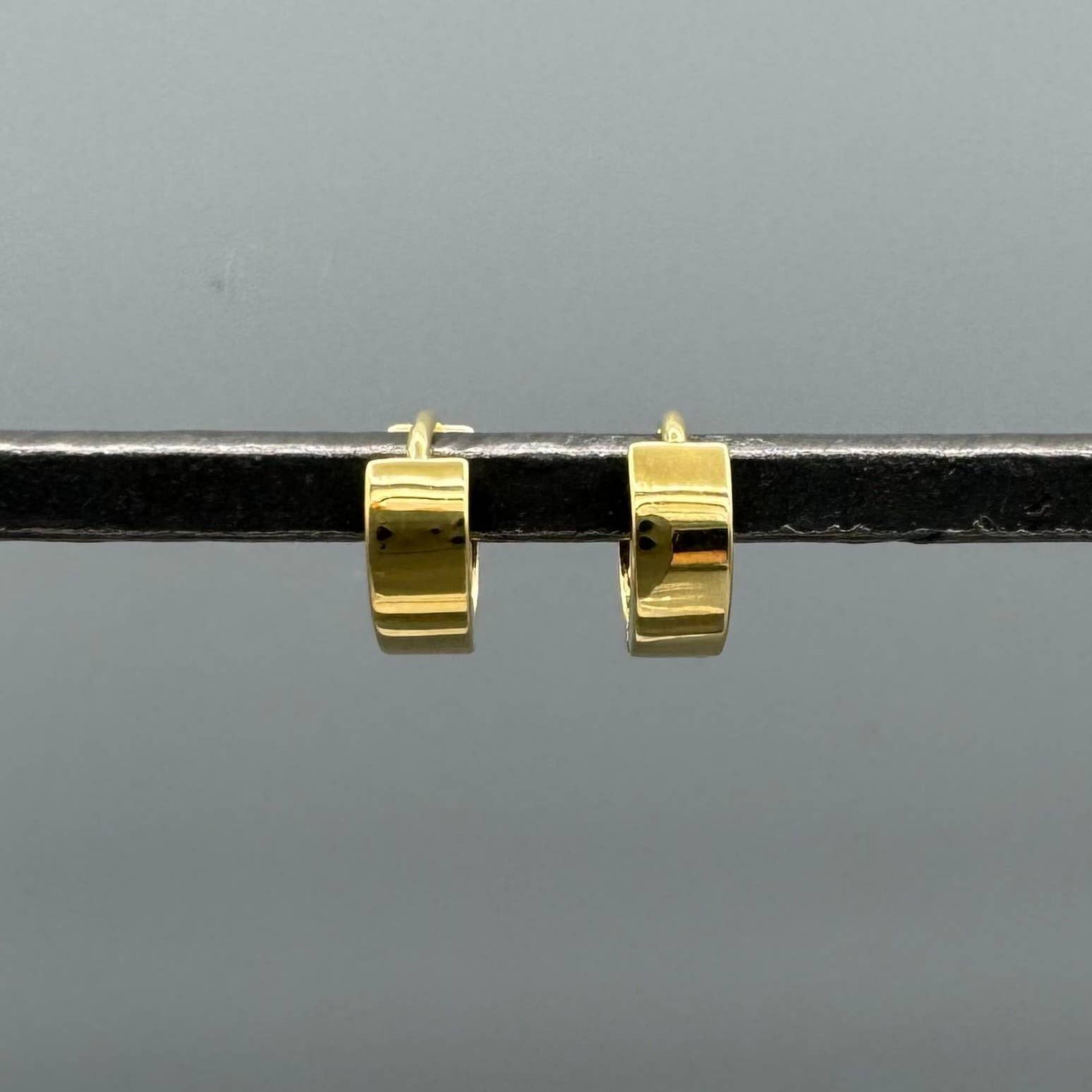 Small Square Huggie Hoop Earrings – Sterling Silver