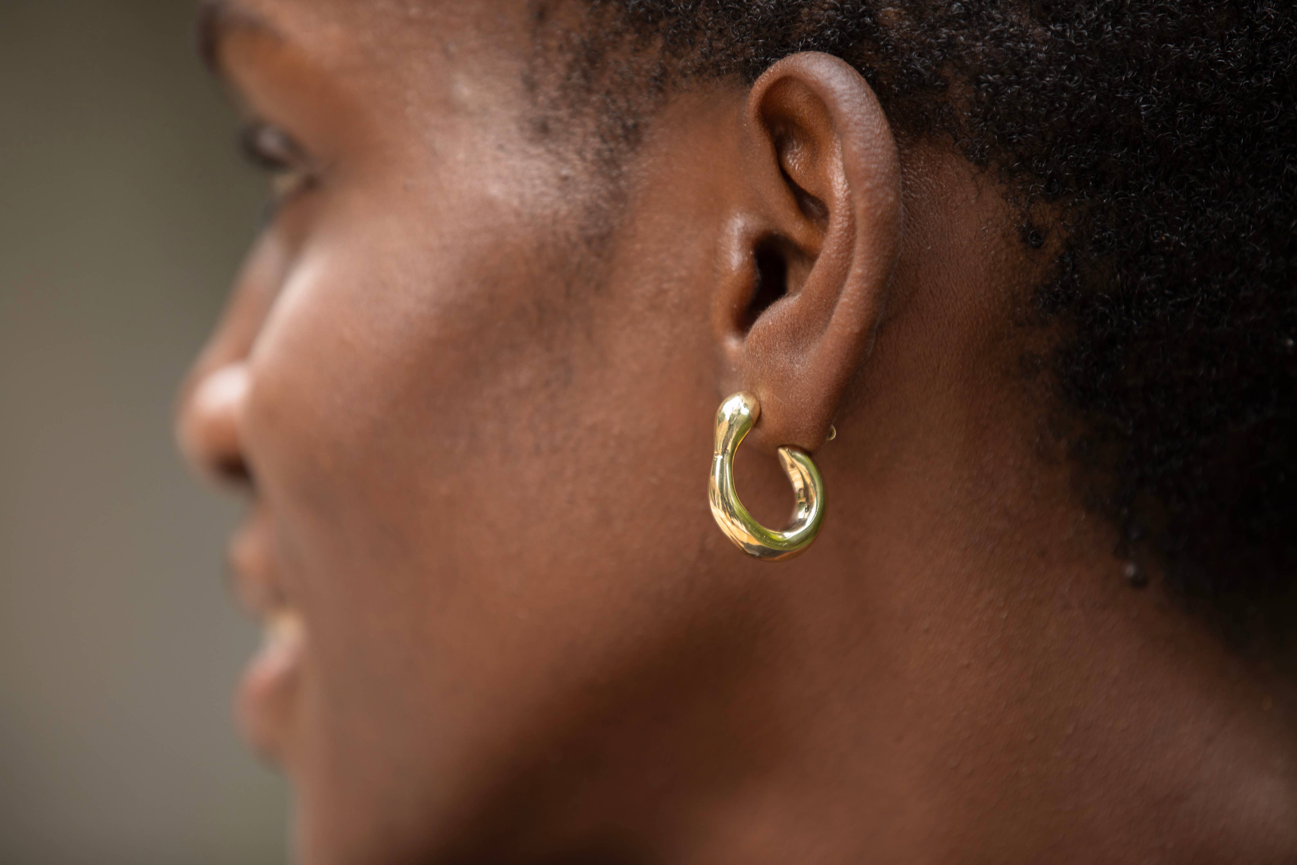 Sese Solid Brass Hoop Earrings