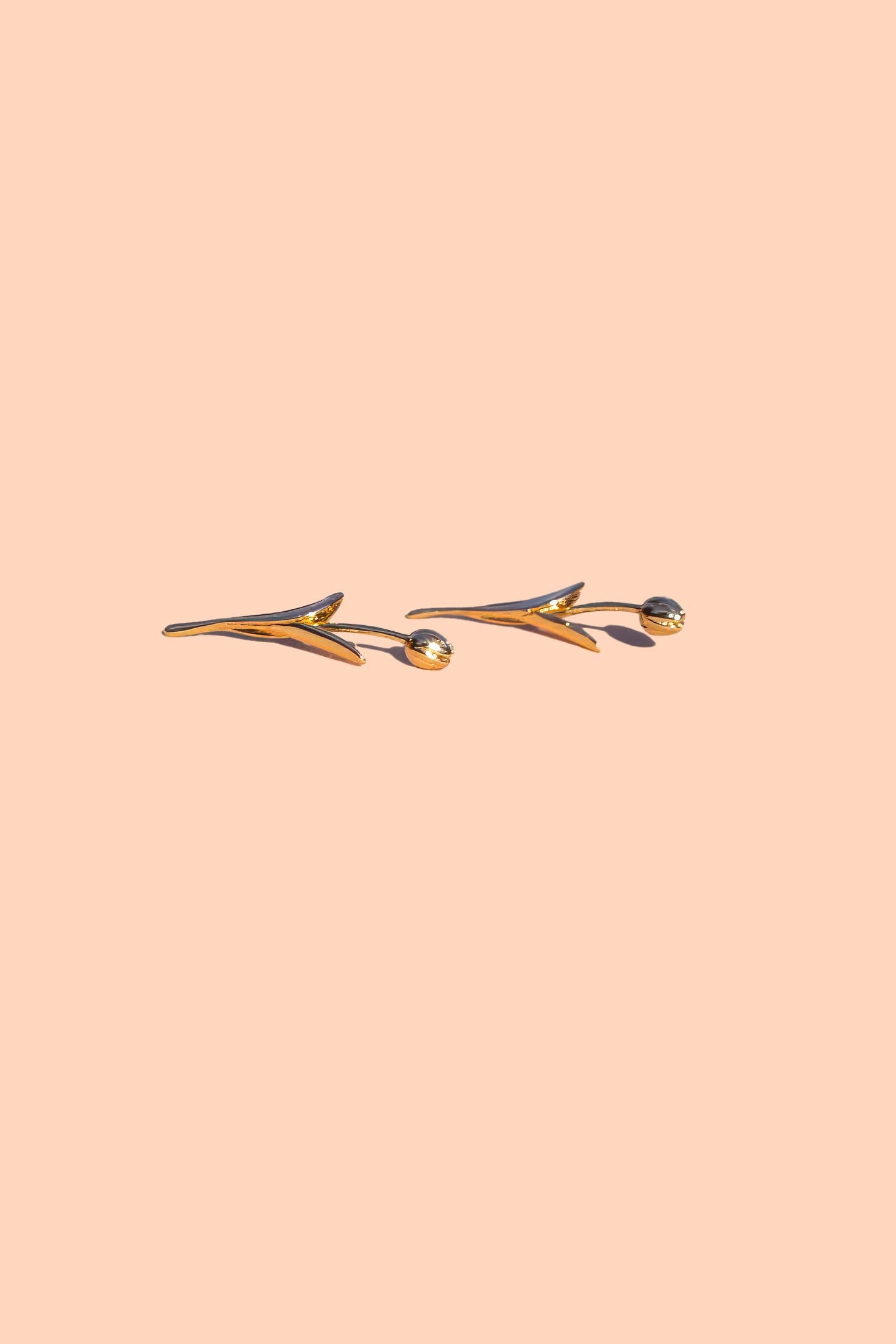 Holland Tulip Stud Earrings - Silver Rhodium