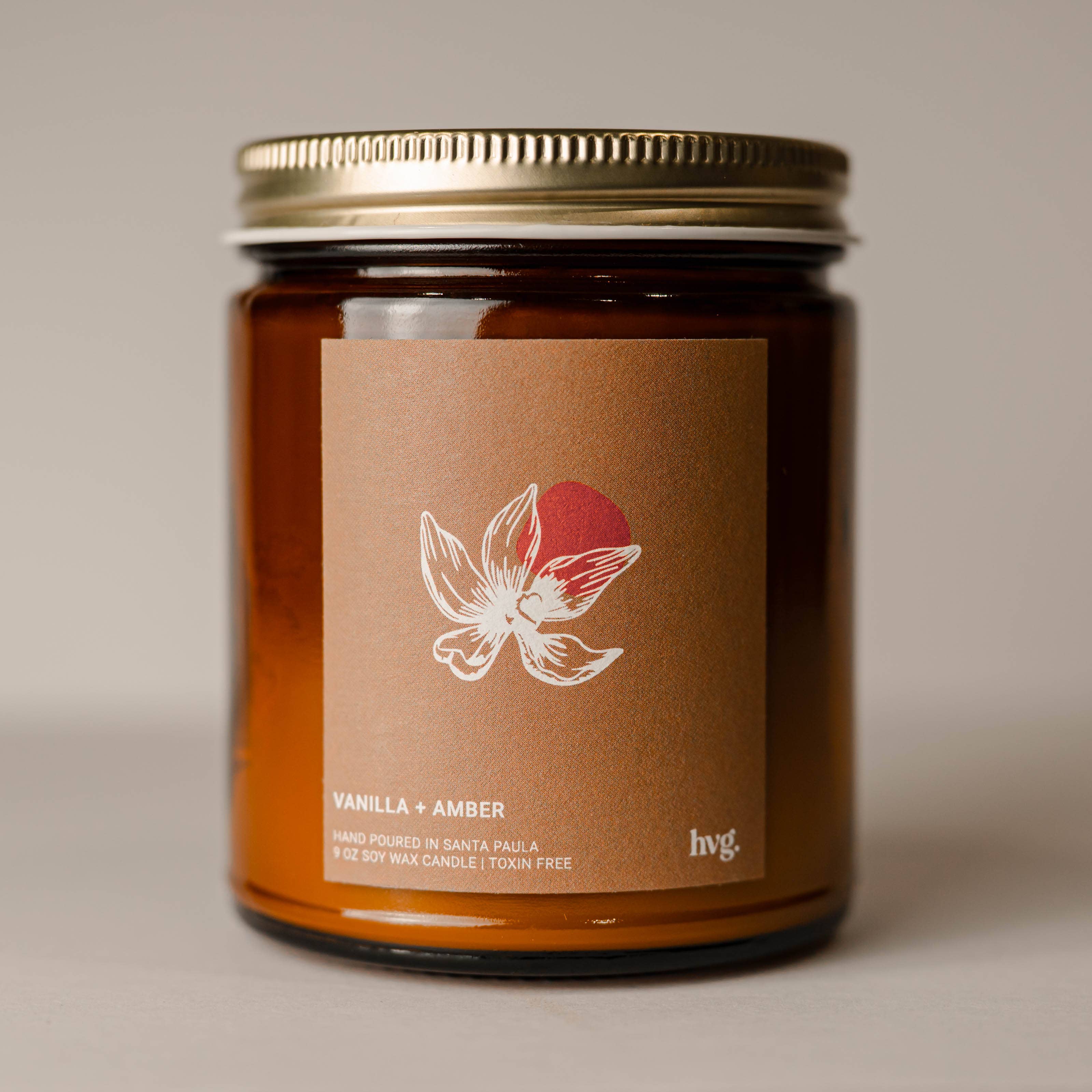 Vanilla & Amber Scented Soy Candle - 9 oz