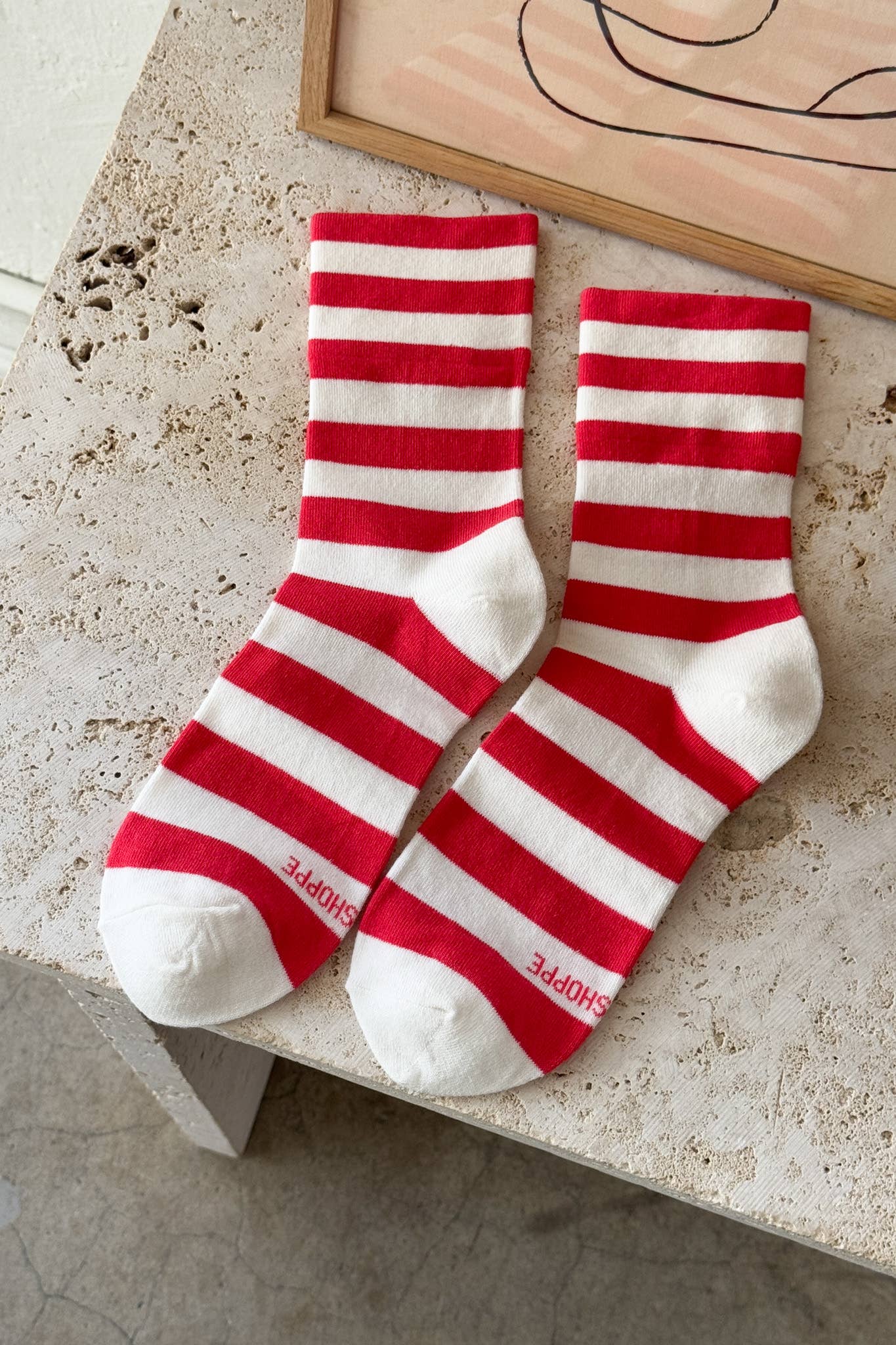 Wally Socks: Wide/Grey Stripe