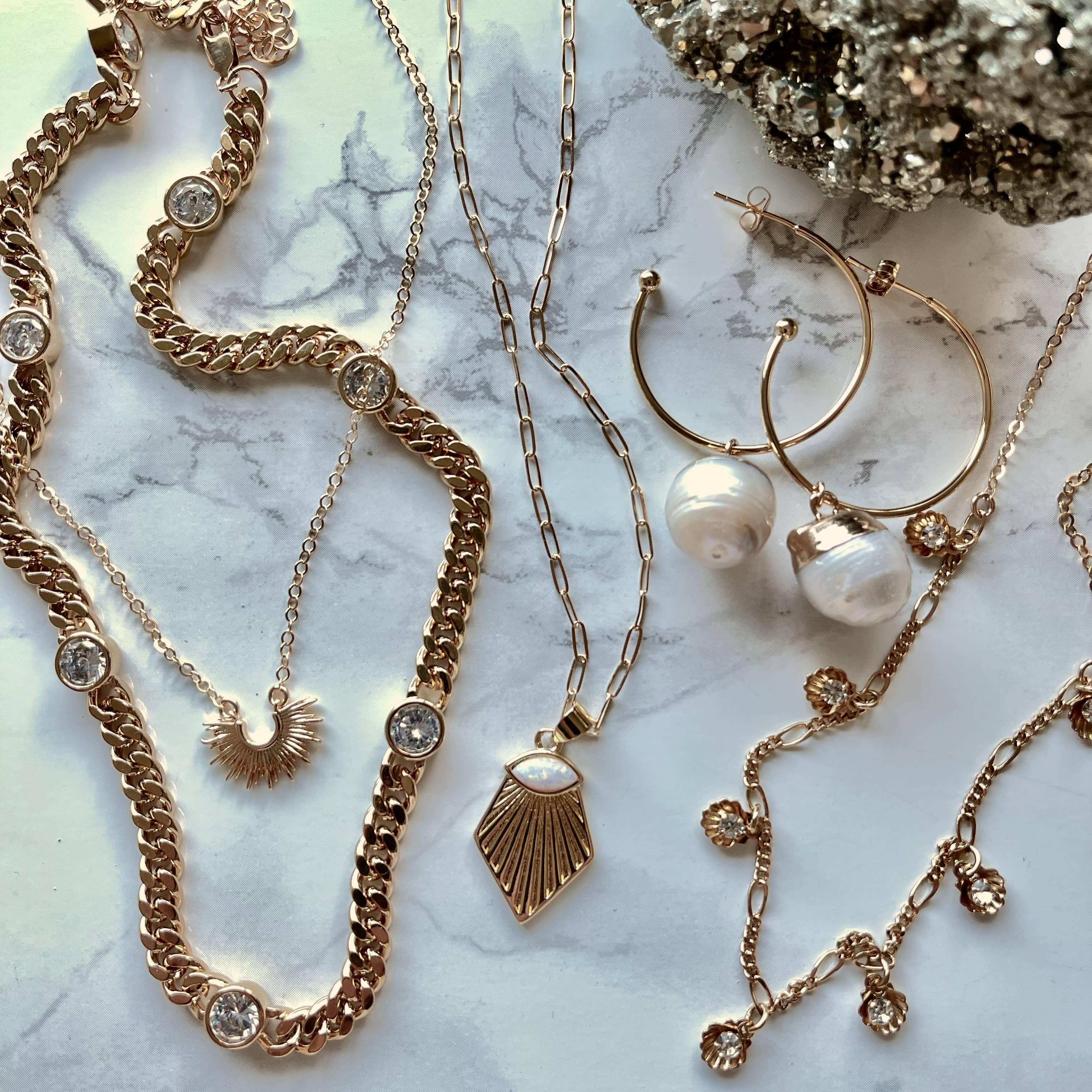 Agnola Earrings: White Pearl