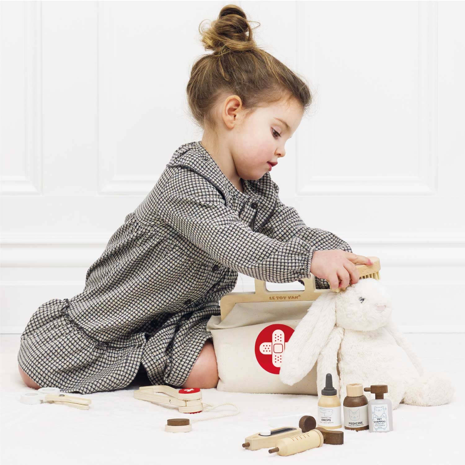 Animal Veterinarian Play Set