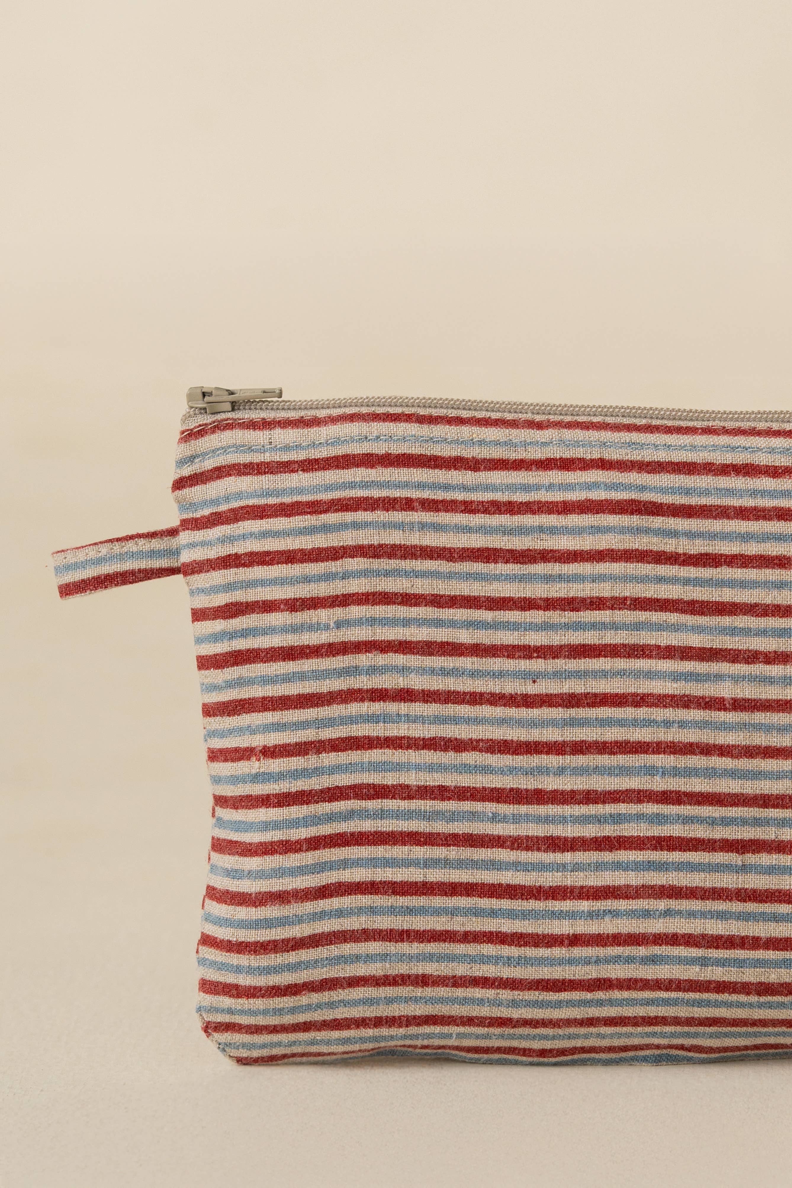 Yarn-Dyed Vasara Linen Small Pouch