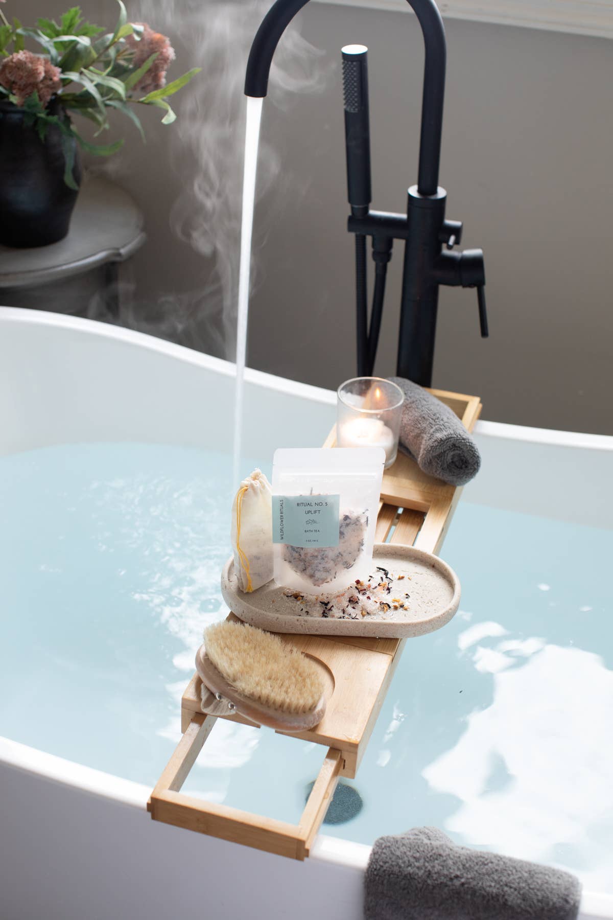 Ritual No. 5 Uplift Botanical Bath Tea – Sweet Orange & Lemon