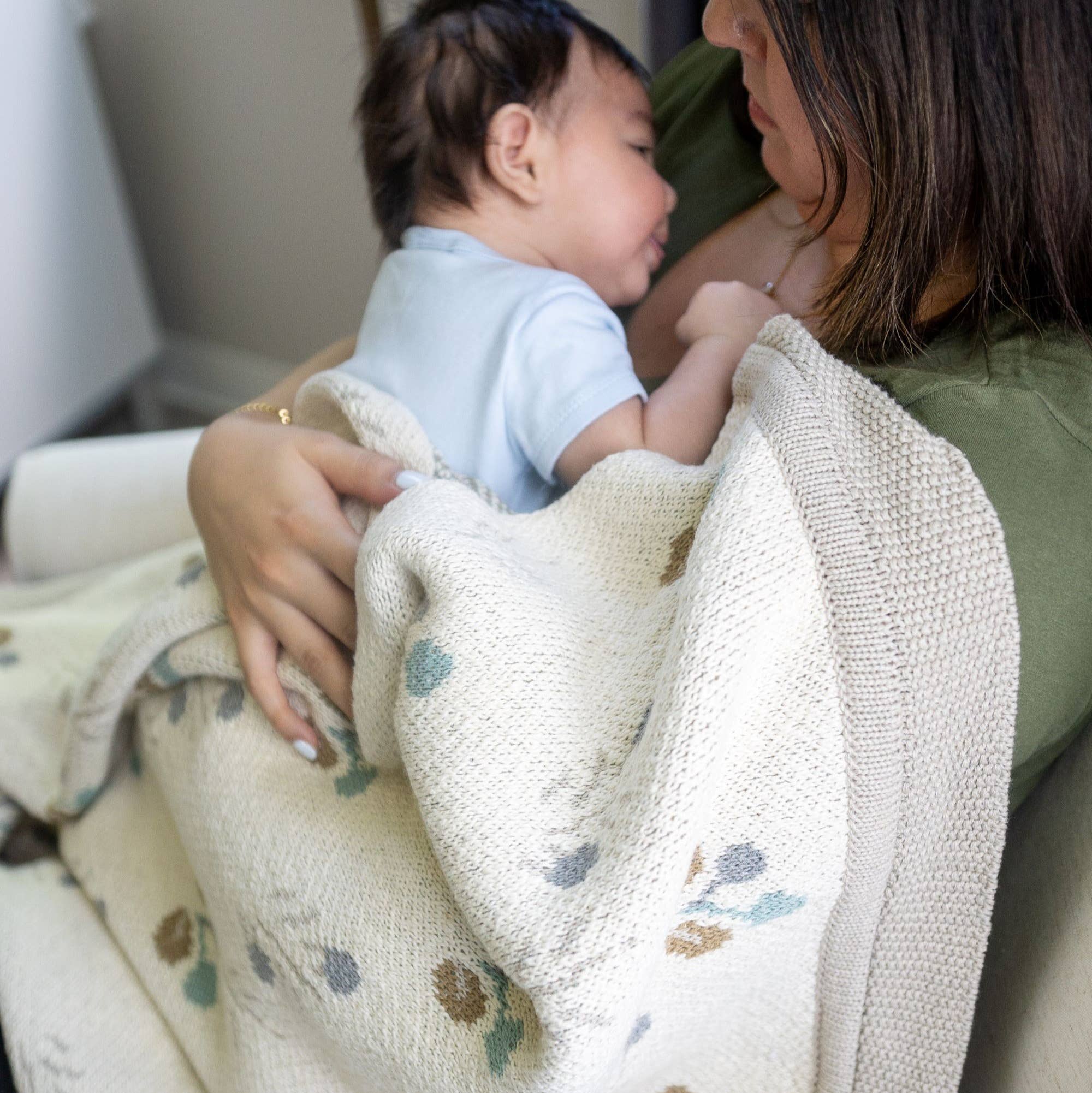 Avery Organic Cotton Knitted Baby Blanket in Poppy
