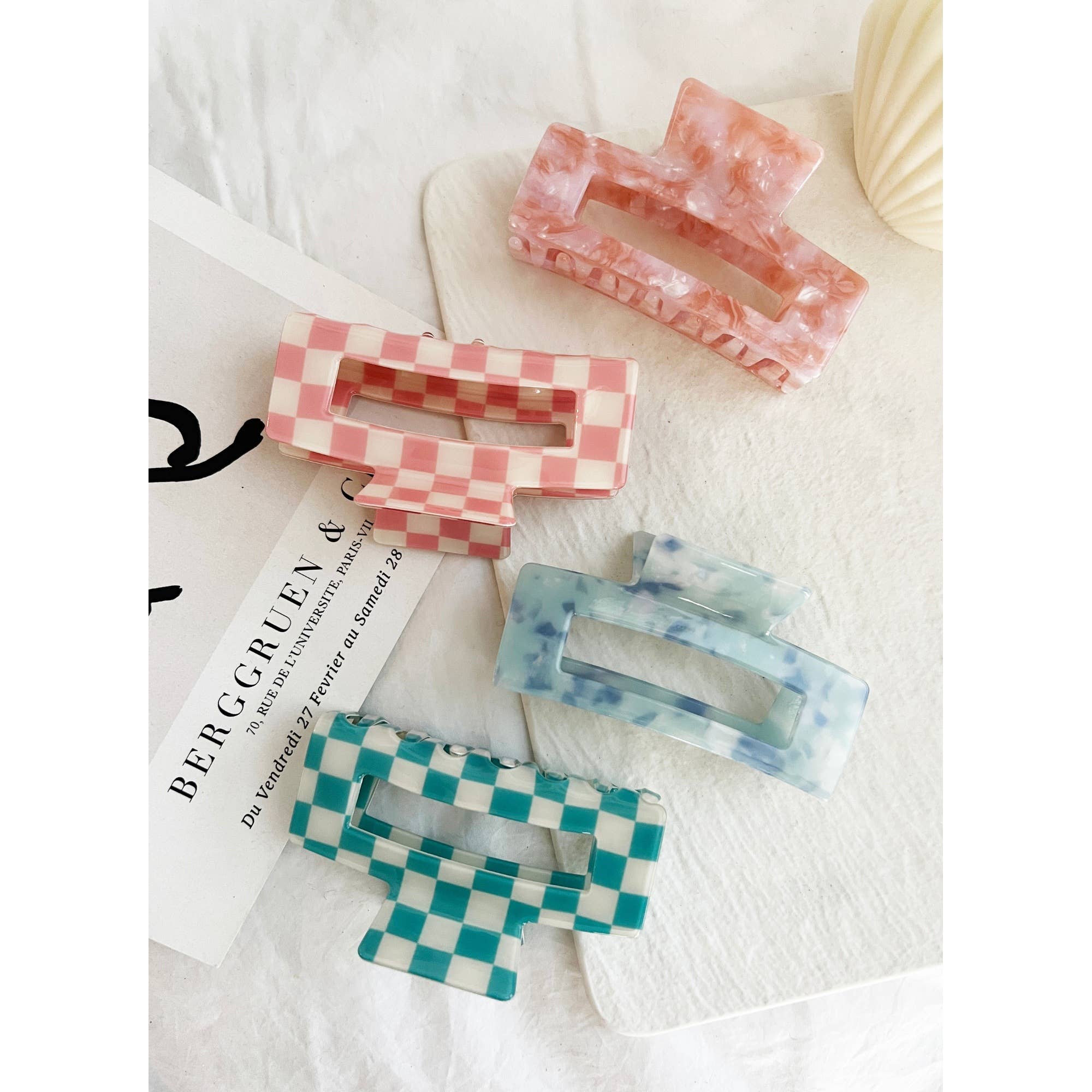 Jumbo Coconut Hair Claw Clip - 4 Inch
