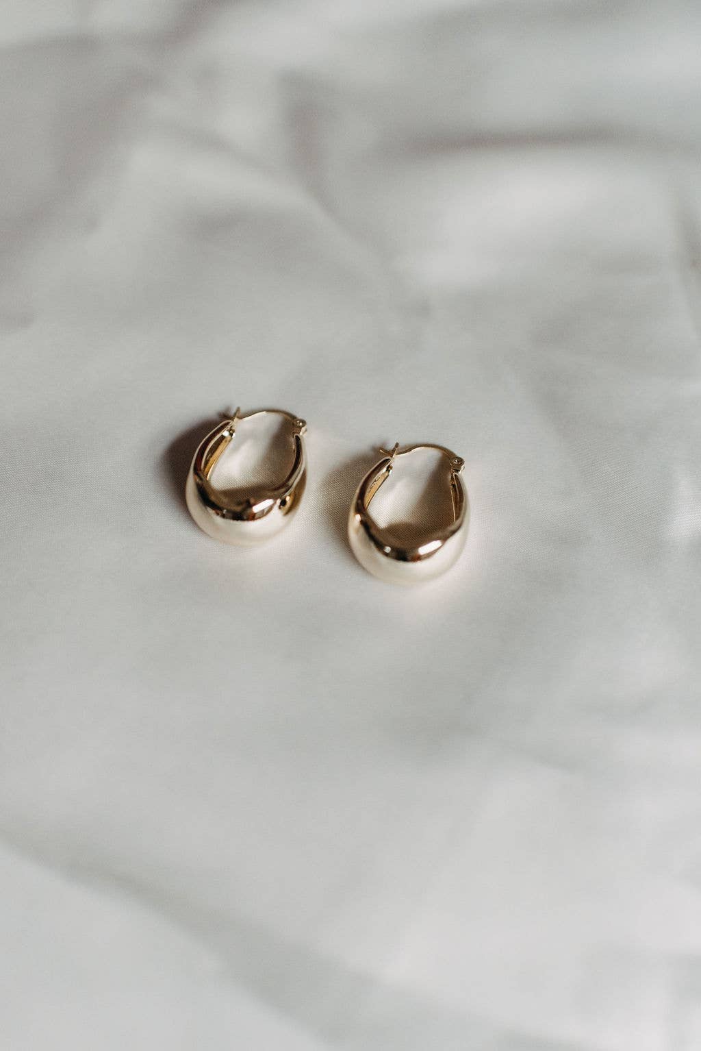 Analyse Gold-Filled Hoop Earrings