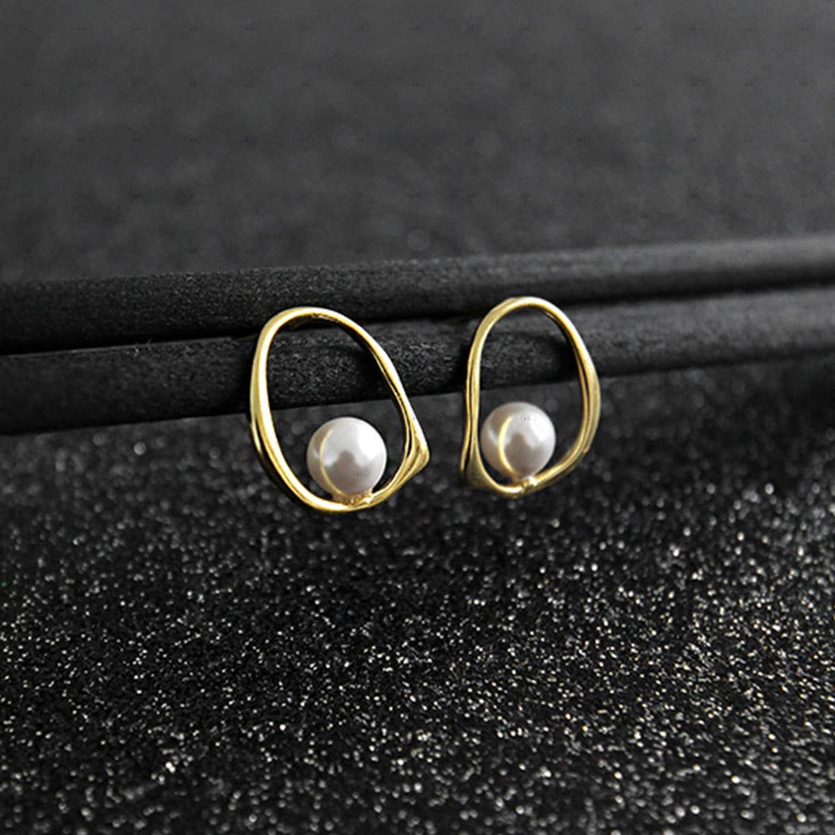 Silver Hollow Oval Pearl Stud Earrings